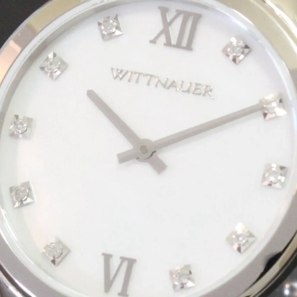 Wittnauer Ladies Cosmopolitan Watch 10 Hand Set Diamonds 34mm